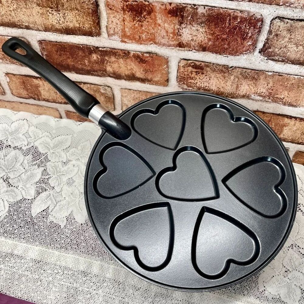 Nordic Ware Heart Shaped Pancake Cast Iron Aluminum Non Stick Pan, Used